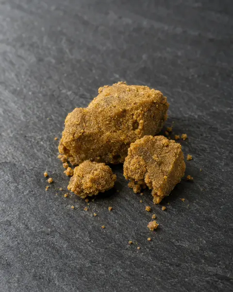 Superboff Dry — dry sift, hemp resin on slate